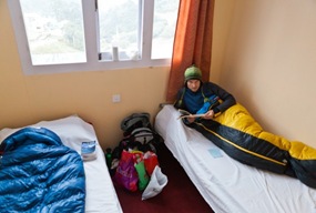 Himalaya Lodge w Tengboche - pokój